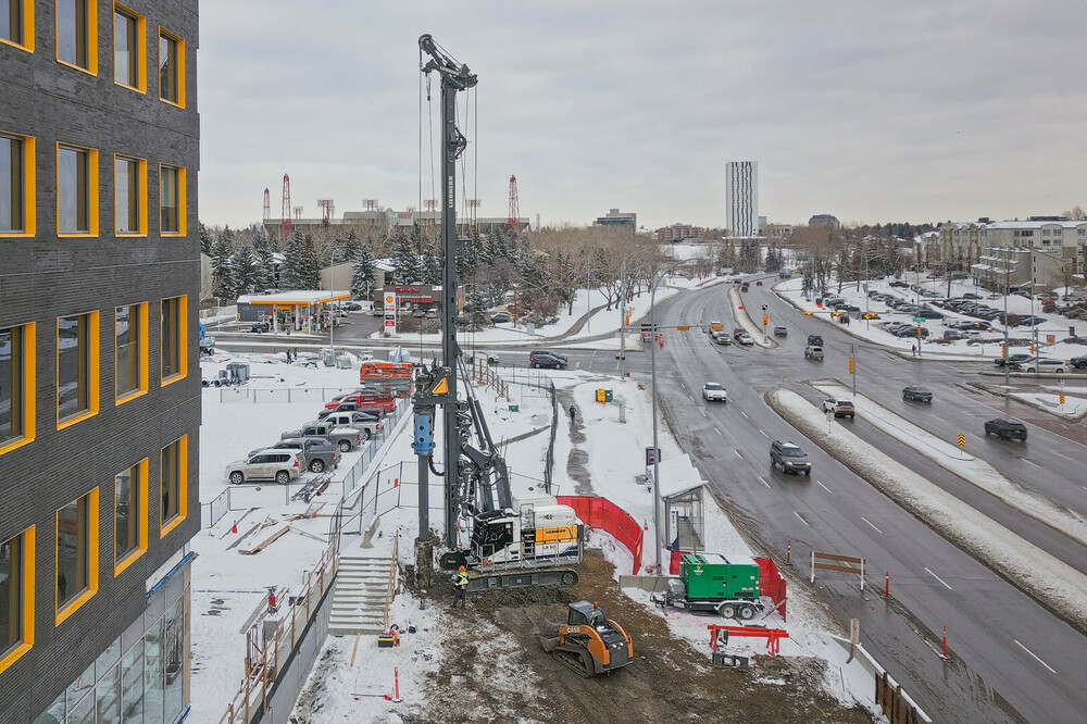 liebherr-lb 30 unplugged_1_300dpi.jpg