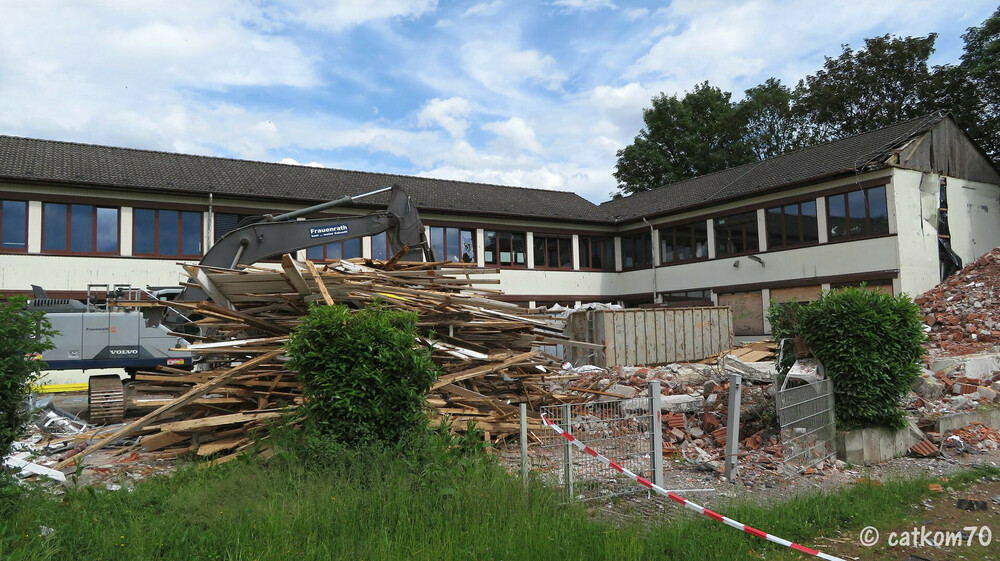 AGG4.thumb.jpg.0044ecb8097bea57b274422a5f049394.jpg