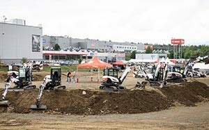 Mehr Informationen zu "Bobcat Demo Days 2024"