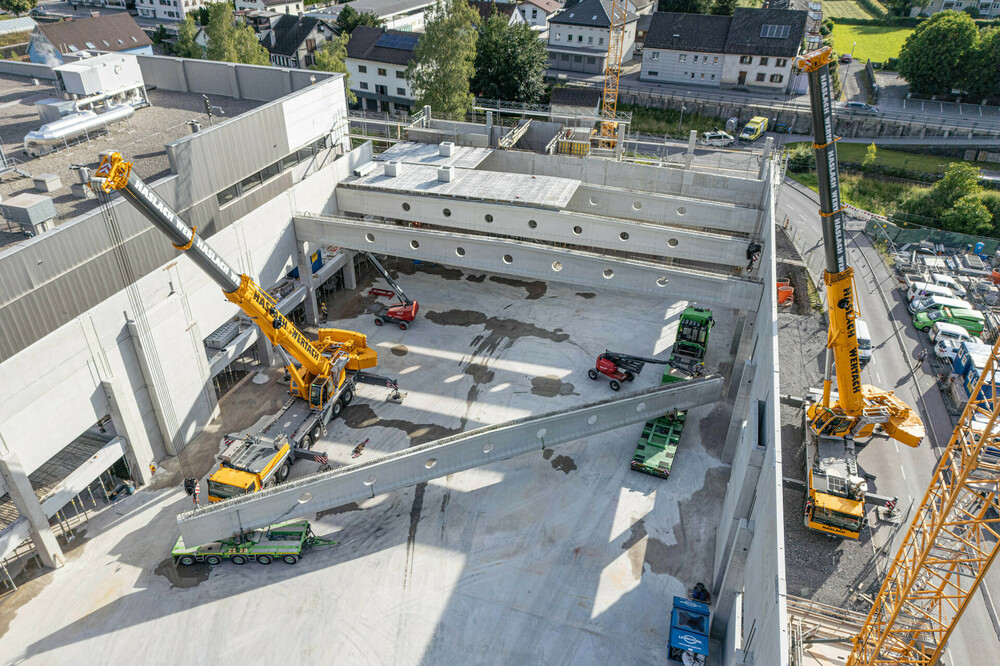 liebherr-ltm1300-6-3-haslach-02-300dpi.jpg