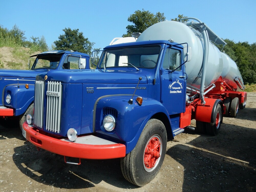 KirchhellenScania005.thumb.jpg.a08f0eb3ad55ee0c290358088d478ad3.jpg