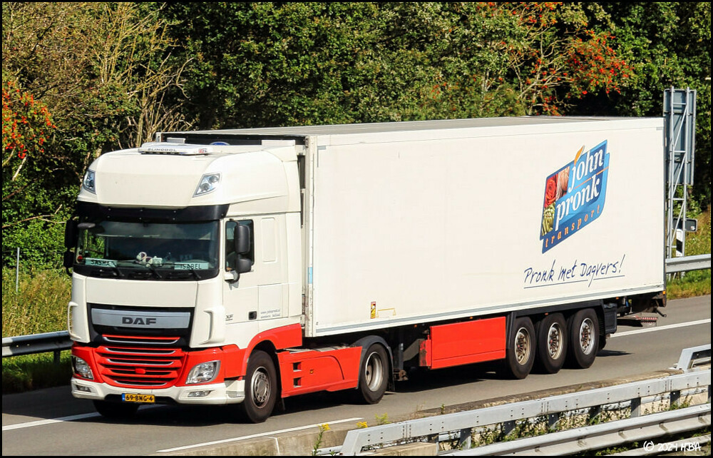 DAF_XF_John_Pronk_Niederlande.thumb.jpg.4501f8a2d3477386ccc8f173ab12fba9.jpg