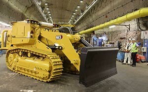 Mehr Informationen zu "Cat Maschinen beim Steinsalz Einbau"