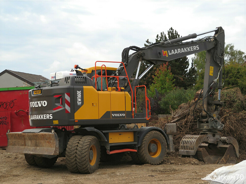 Volvo2.thumb.jpg.b52e28906564a436de5b0883d7ec2bb7.jpg