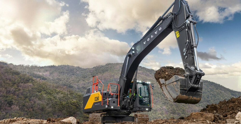 VolvoEC260-EC300-EC360_EU_2.jpg