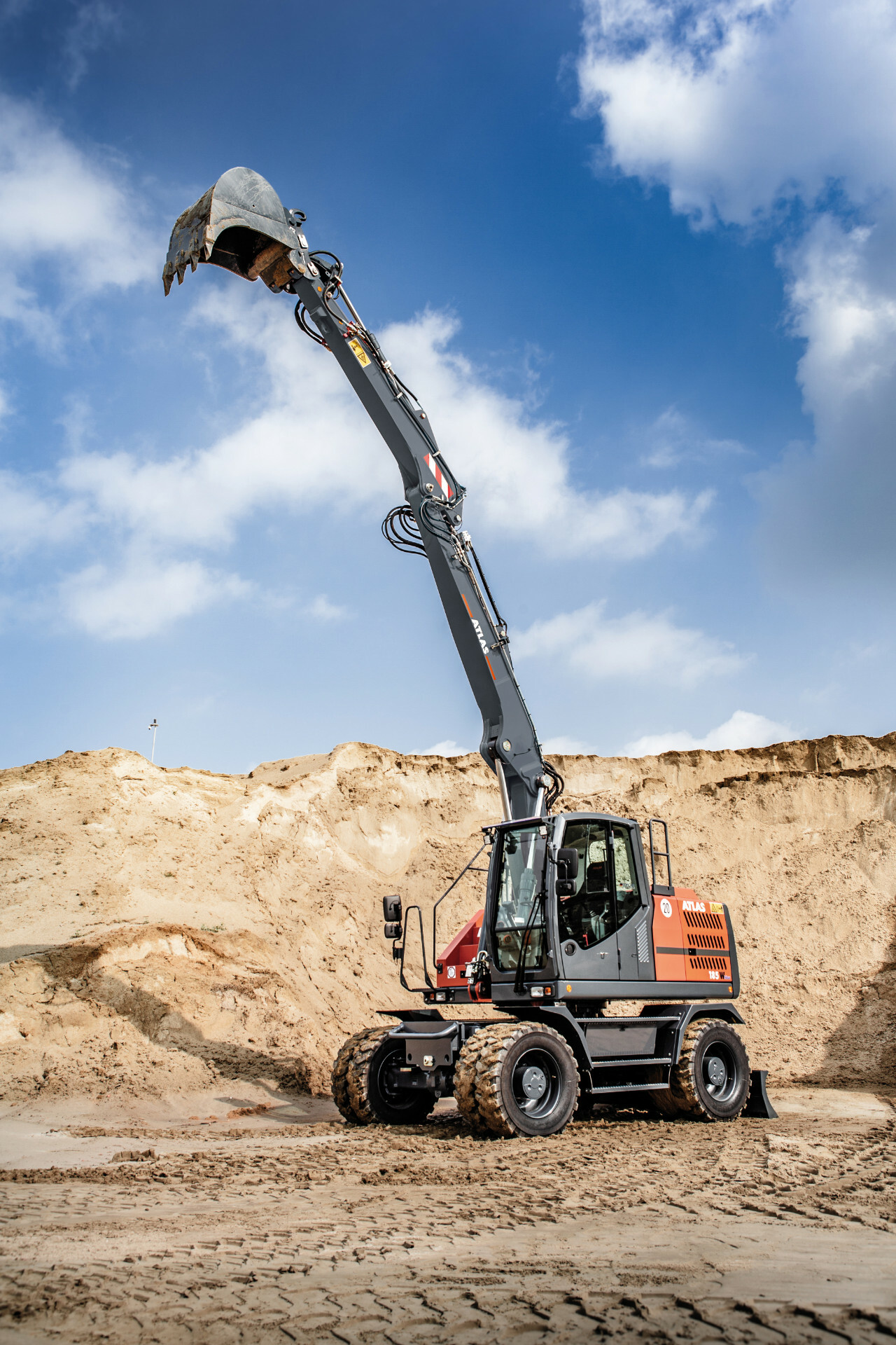 ATLAS auf der bauma 2025 Atlas Baumaschinen & Bau Forum Bauforum24