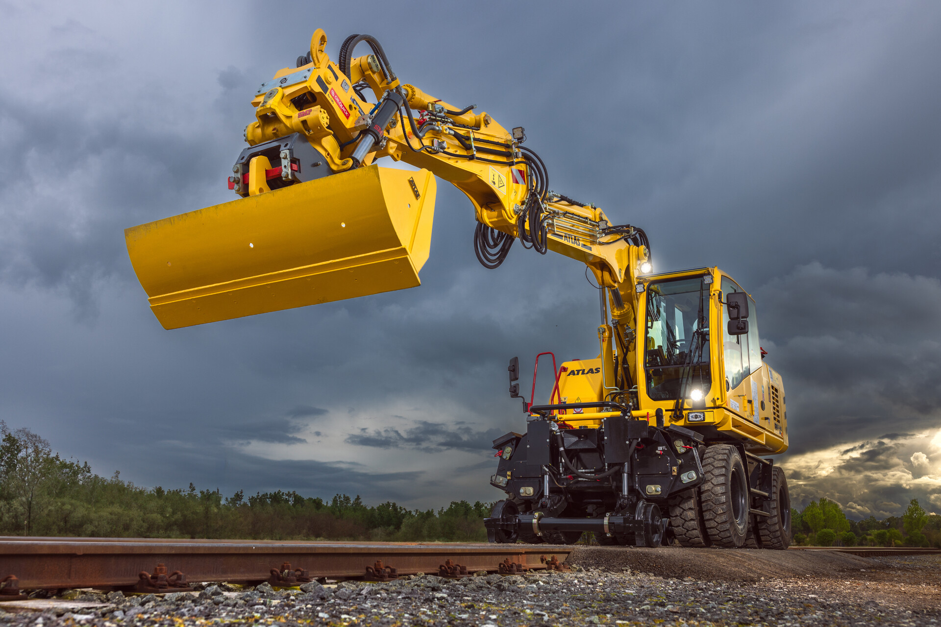 ATLAS auf der bauma 2025 Atlas Baumaschinen & Bau Forum Bauforum24