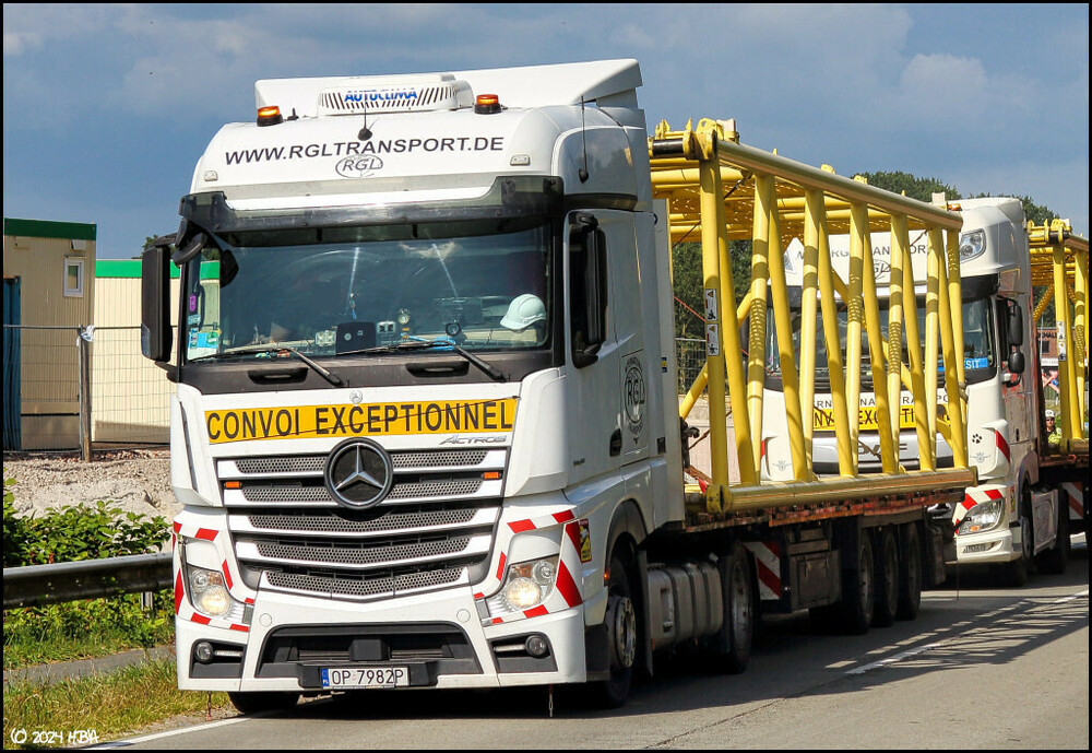 Mercedes_Actros4_1846_RGL-Transport_Polen.thumb.jpg.1967c19ade99c973375f090852ceec04.jpg