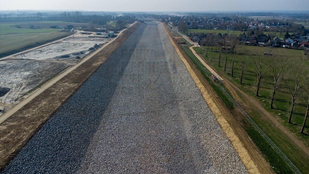 DJI_0103.thumb.jpg.35a7ac97dc83472c8deb539ca00e6b31.jpg