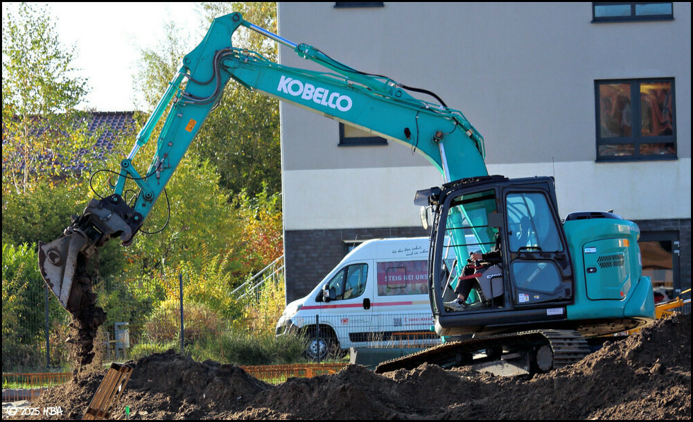 Kobelco_SK140SR_Mietpark2.thumb.jpg.9db07ade982fbba64602548aa473c0d5.jpg