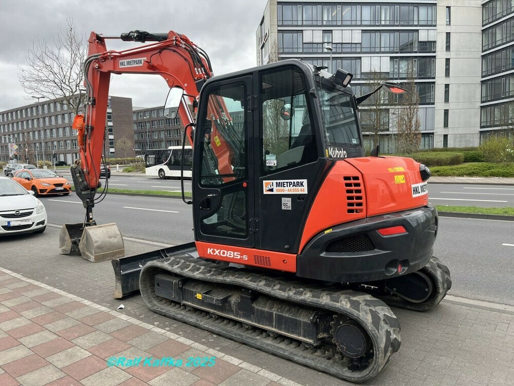 Kubota KX085-5.JPG