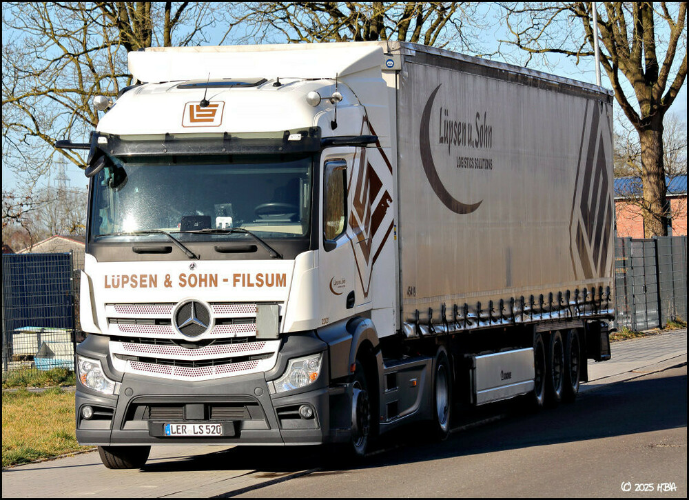 Mercedes_Actros_F_Lpsen.thumb.jpg.22a058ed5fac78517e0be3bd4a752e7b.jpg