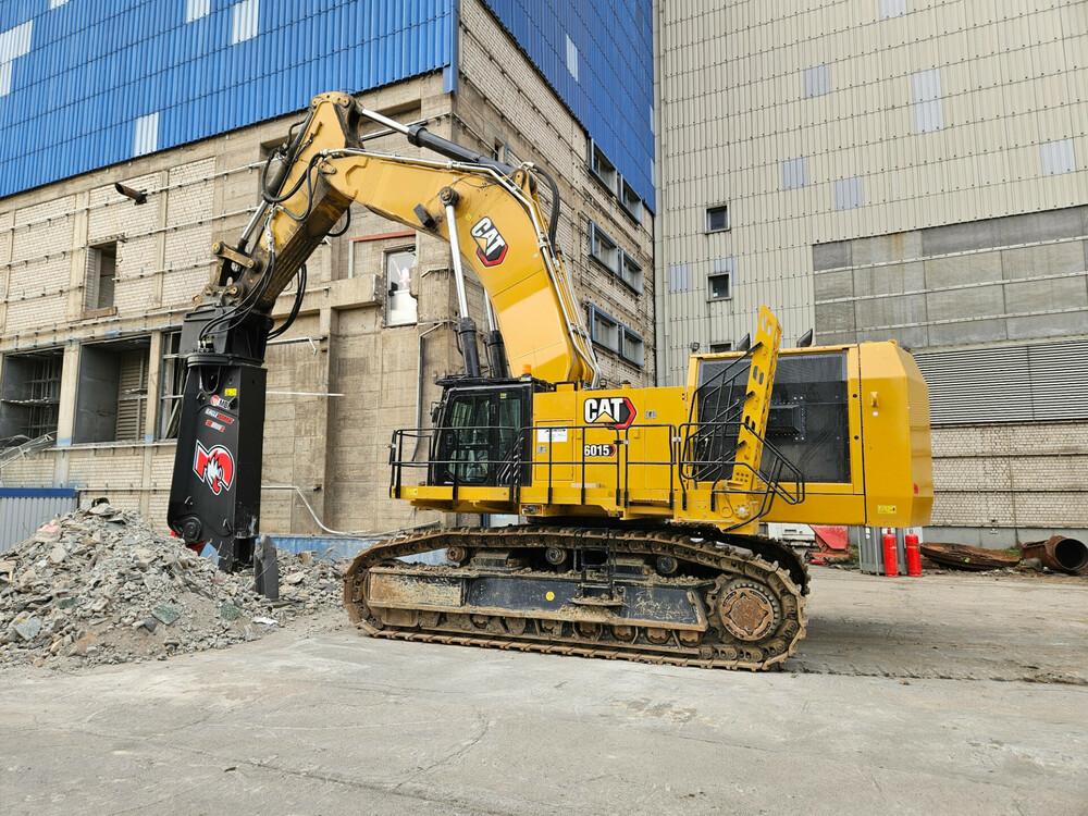 CAT6015-1.thumb.jpg.2d09babedd88ae26af4323edfd4e0f5c.jpg
