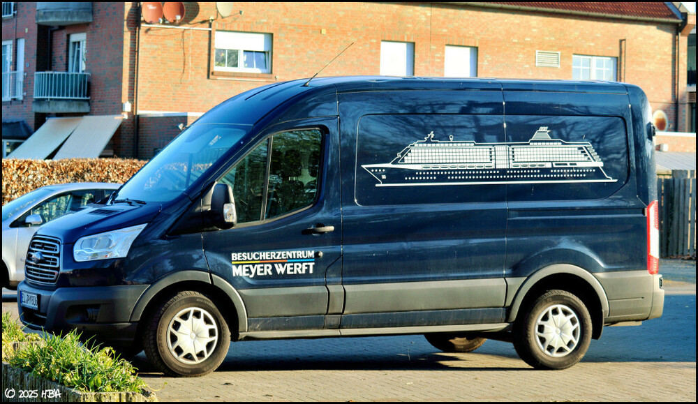 Ford_Transit_Meyer_Werft_Besucherzentrum.thumb.jpg.6601cc463923acb404546ad1e1b0cb26.jpg