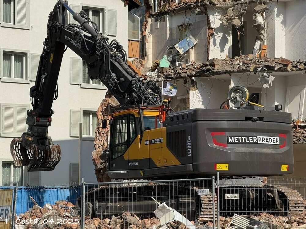 Mettlerprader_VolvoEC380E-04.thumb.jpg.b8ffe68e8b6e3beb7b6709e1609b4e34.jpg