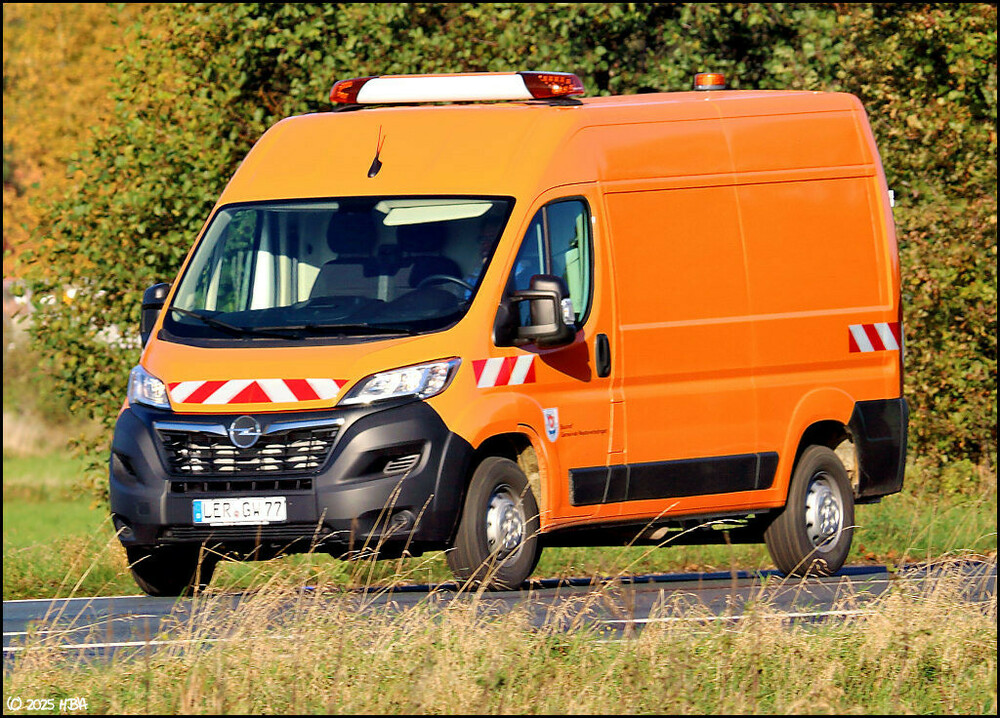 Opel_Movano_Westoverledingen.thumb.jpg.9b6f2ea976857928c6905c88f9385bbf.jpg