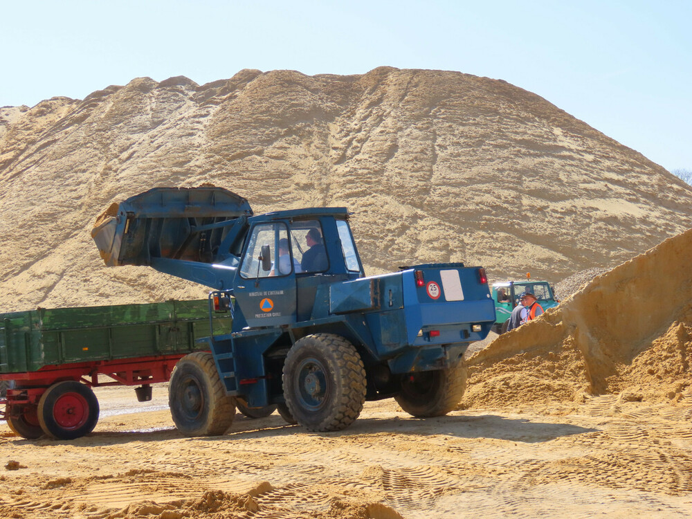 jcb.jpg