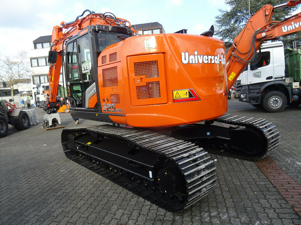 zx 225.jpg
