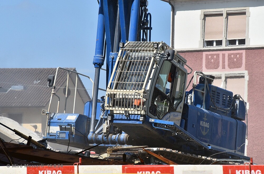 0062-02_Copyright_Miro_Messerli_Hitachi_KTEG_KMC_600-6_Kibag_20240815_DSC_0690.jpg.49c8849257809fab888fbfeb9d910cac.jpg