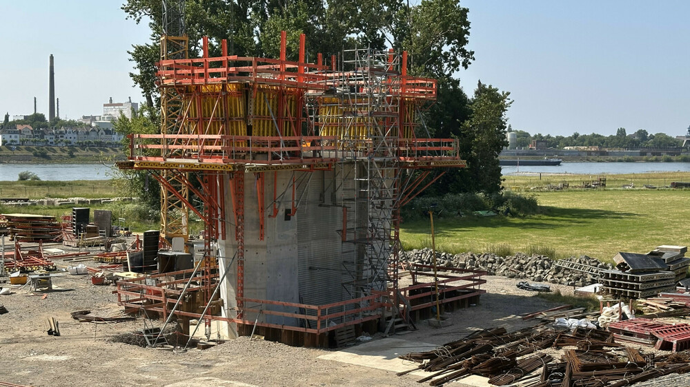02.jpg