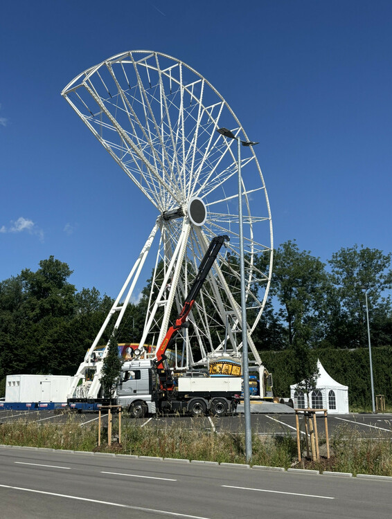 20250626-man-70-jahre-werk-muumlnchen-9-aufbau-riesenrad.jpeg