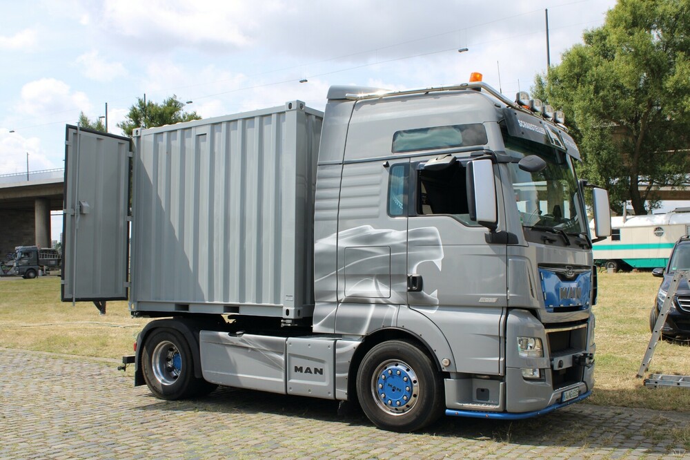 RheinkirmesMANTGX2025004.thumb.jpg.b3d96e658e8fb7fe4d3d13edd582ff91.jpg