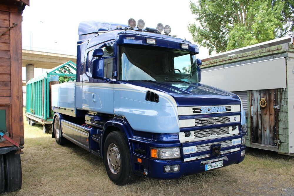 ScaniaHauberRheinkirmes2025003.thumb.jpg.01f19e5199c31726b9f4a4c461b283c1.jpg