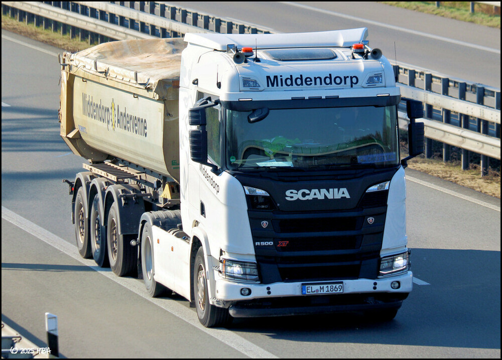 Scania_R500_XTSchmitz_Middendorp.thumb.jpg.dea6a742184be13f1509e2e3e3d5236c.jpg