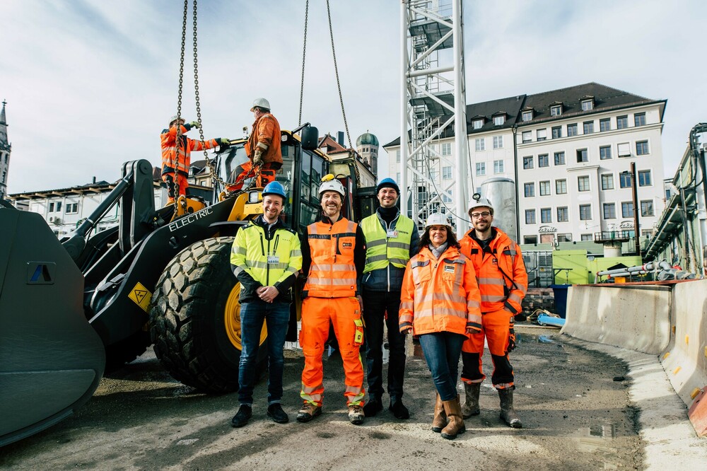 VolvoCE_Implenia_L120Electric_Munich8.jpg