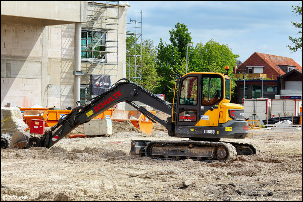 Volvo_ECR88D_Schulte.thumb.jpg.f36f7b4197792157eb4f9f6bbabc4871.jpg