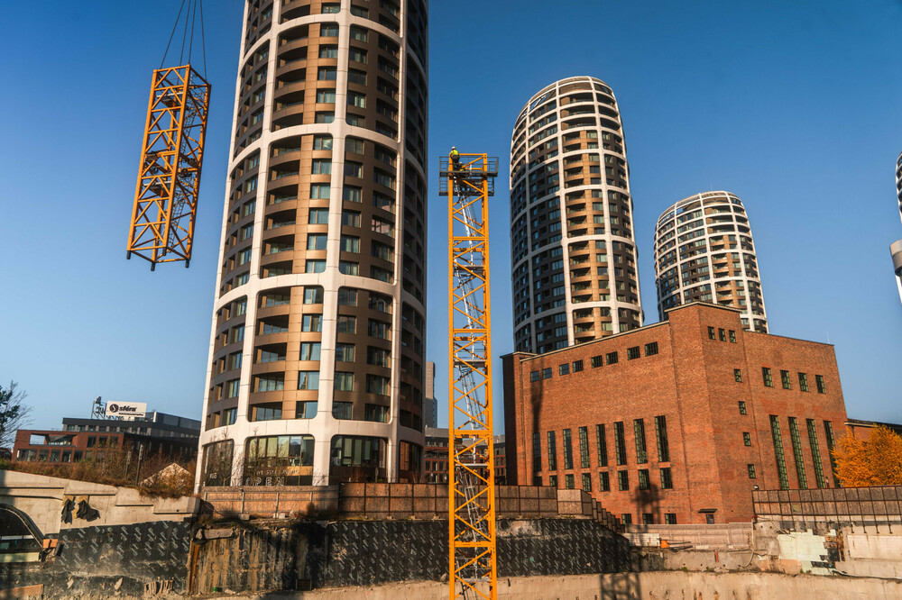 liebherr-190hcl-bratislava-skypark-kranimex_03_300dpi.jpg