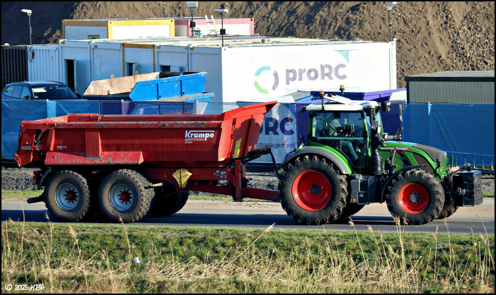 Fendt_Vario_516Krampe.thumb.jpg.94c98404ce362da12cd6eb9d0d679590.jpg