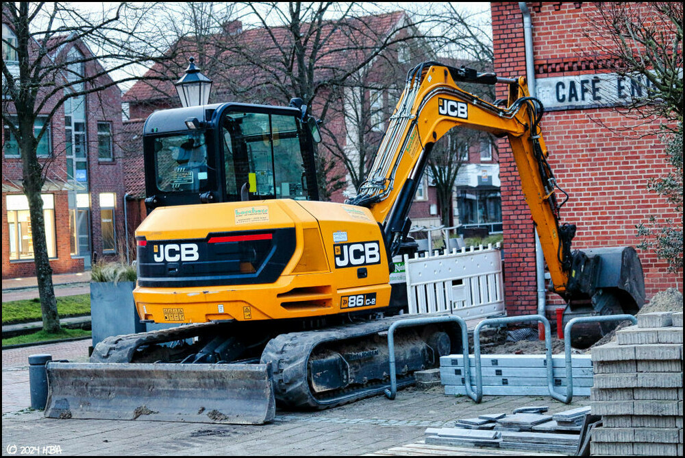 JCB86_C-2_Borchers.thumb.jpg.1a7d1c7e9f43888d3d858a2c506f4057.jpg