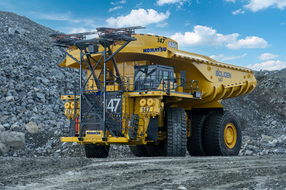 Komatsu 930E-PADT-Boliden 2.jpg