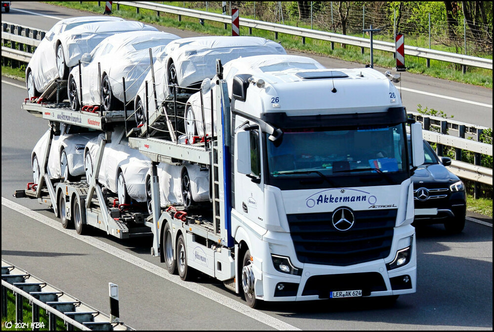 Mercedes_Actros_L_1843Kssbohrer.thumb.jpg.310d7759f2b37707dc0ba5cca5f993ce.jpg