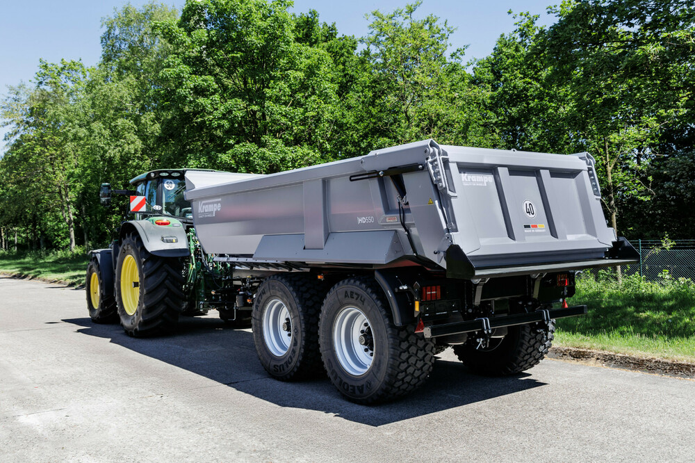 PR470_001_b.jpg