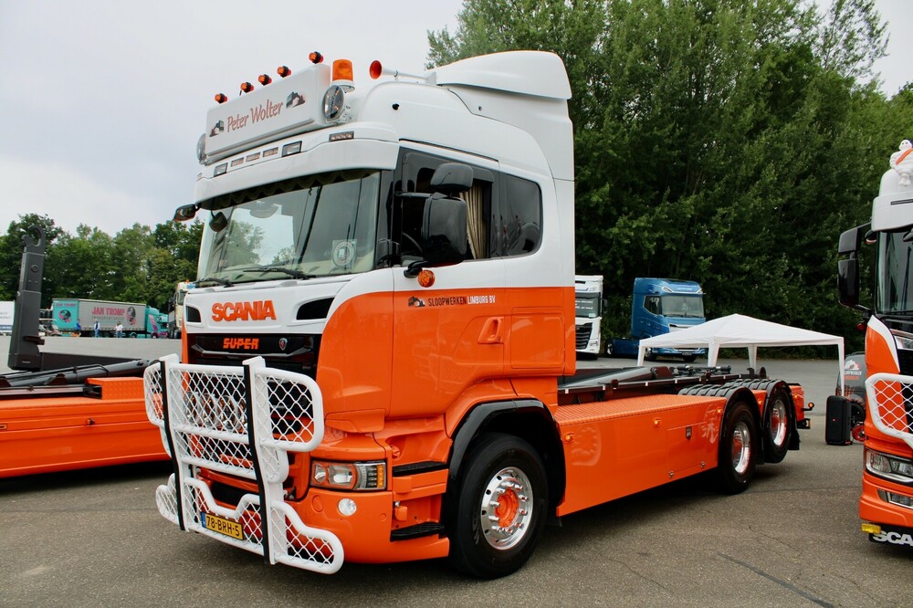 TruckAid2025ScaniaHaken002.thumb.jpg.8f86e859fa175edaedd6a54ef8667bdf.jpg