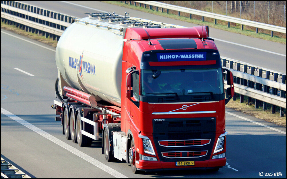 Volvo_FH460_Nijhof-Wassing_Niederlande.thumb.jpg.e553367c967380453a94cca2be4ad590.jpg