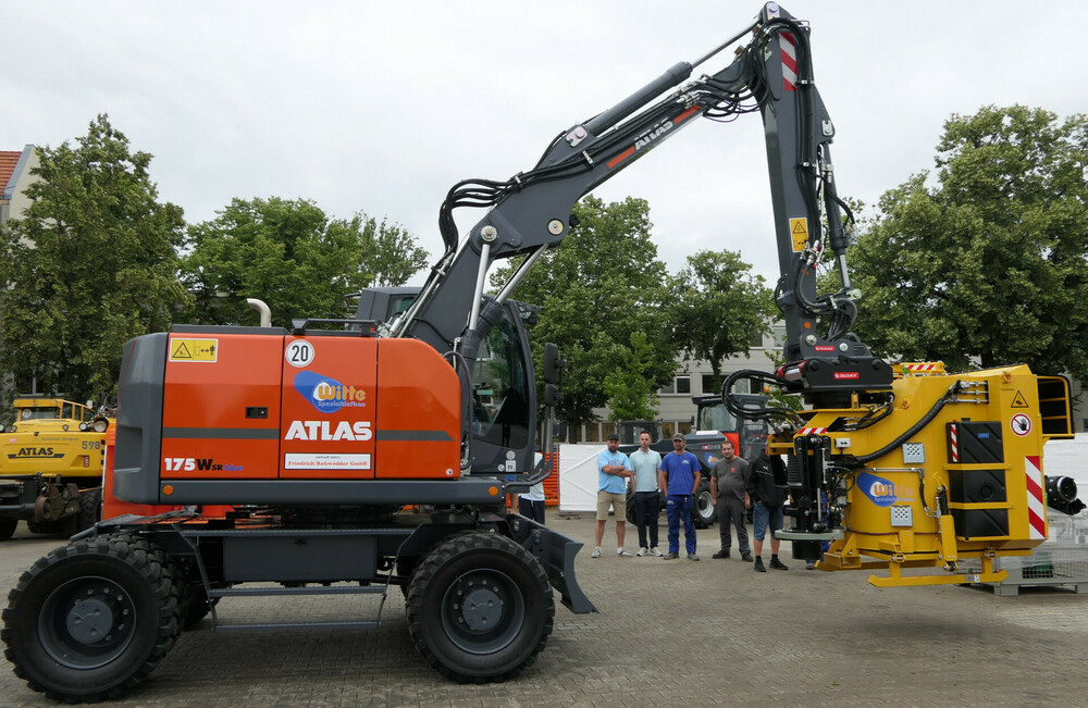 ATLAS 2.JPG