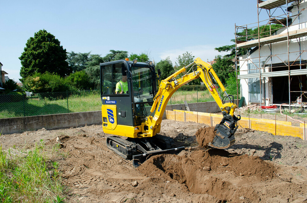 PC20E-6_action_22.jpg