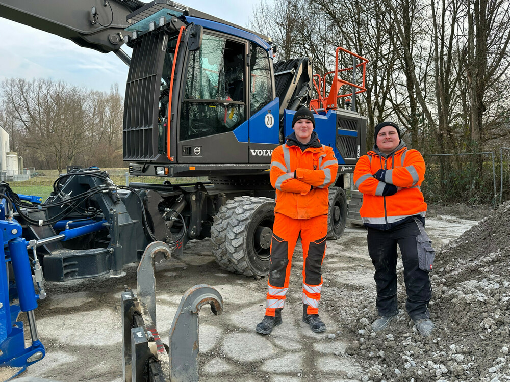 Pionier in der Ausbildung mit EW220 Sonderbau6.jpeg