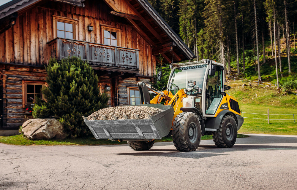 liebherr-l-506-compact_300dpi.jpg