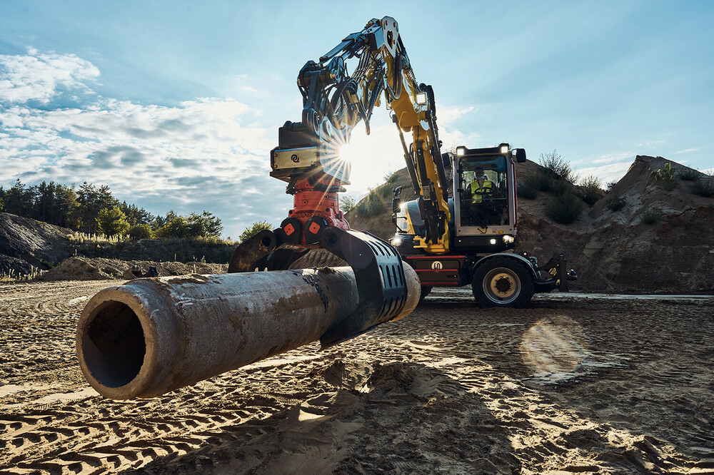 Wacker Neuson EW 100.jpg