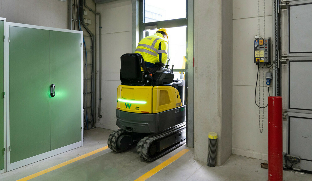 Wacker Neuson EZ10e.jpg