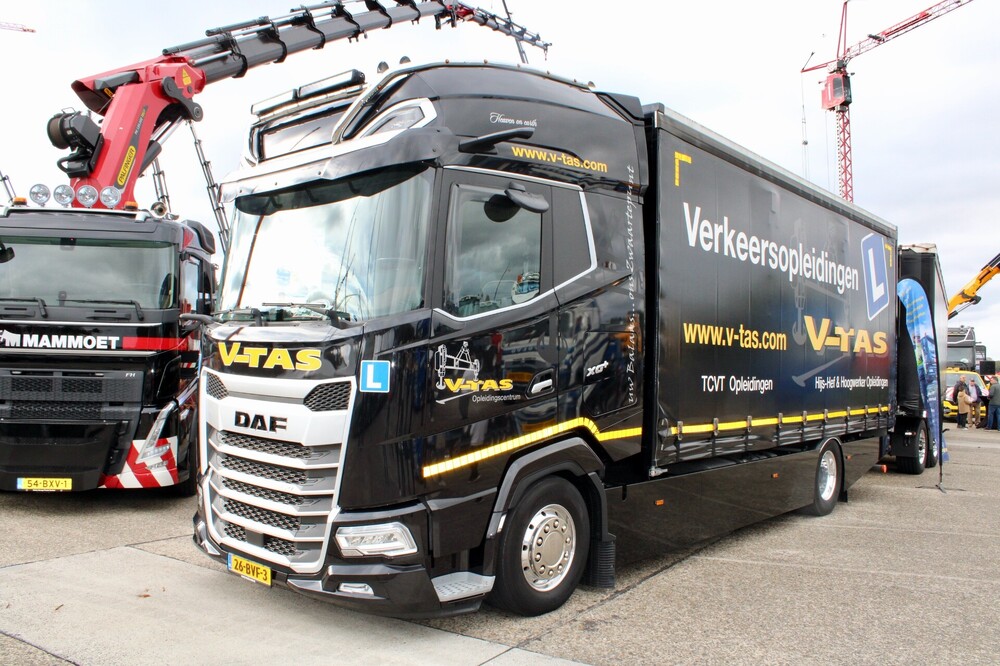 DAF2025008.thumb.jpg.8488b21aa97936c315d332653721c39d.jpg