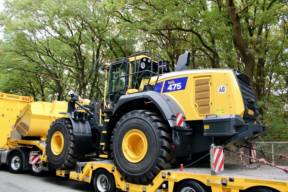 Komatsu2025001.thumb.jpg.c67d72a3ff8336f07d5b58133cc621f7.jpg