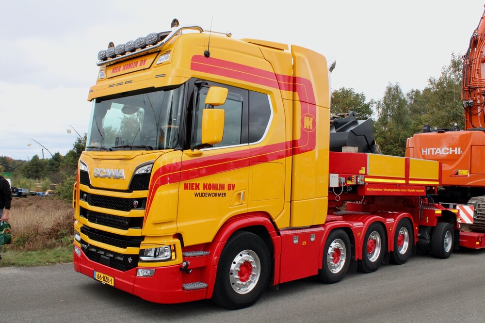 Scaniaaktuell4a005.thumb.jpg.622eff01d62945464b9d57e391cf1e80.jpg