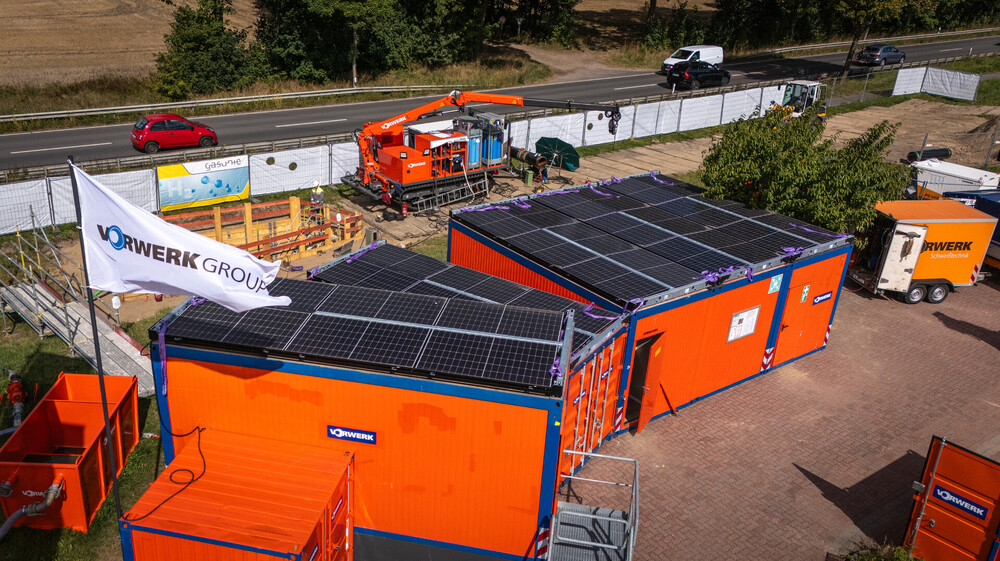 liebherr-vorwer-photovoltaikanlage_300dpi.jpg