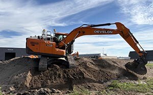 Mehr Informationen zu "DEVELON Raupenbagger Serie 9"