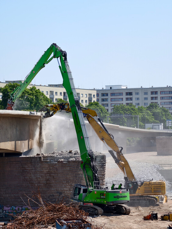 202507_870_R_HDD_Abbruch_Carolabrücke_Dresden_Schlüter_DE__25__bea.jpg